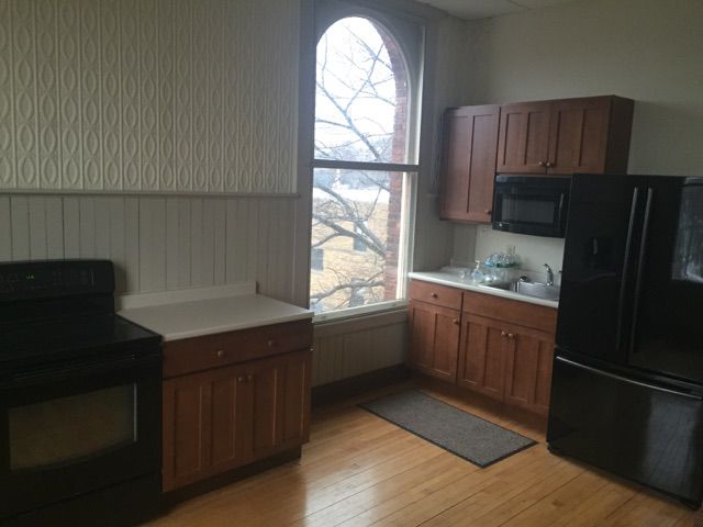 33 Church St, Fredonia, NY 14063